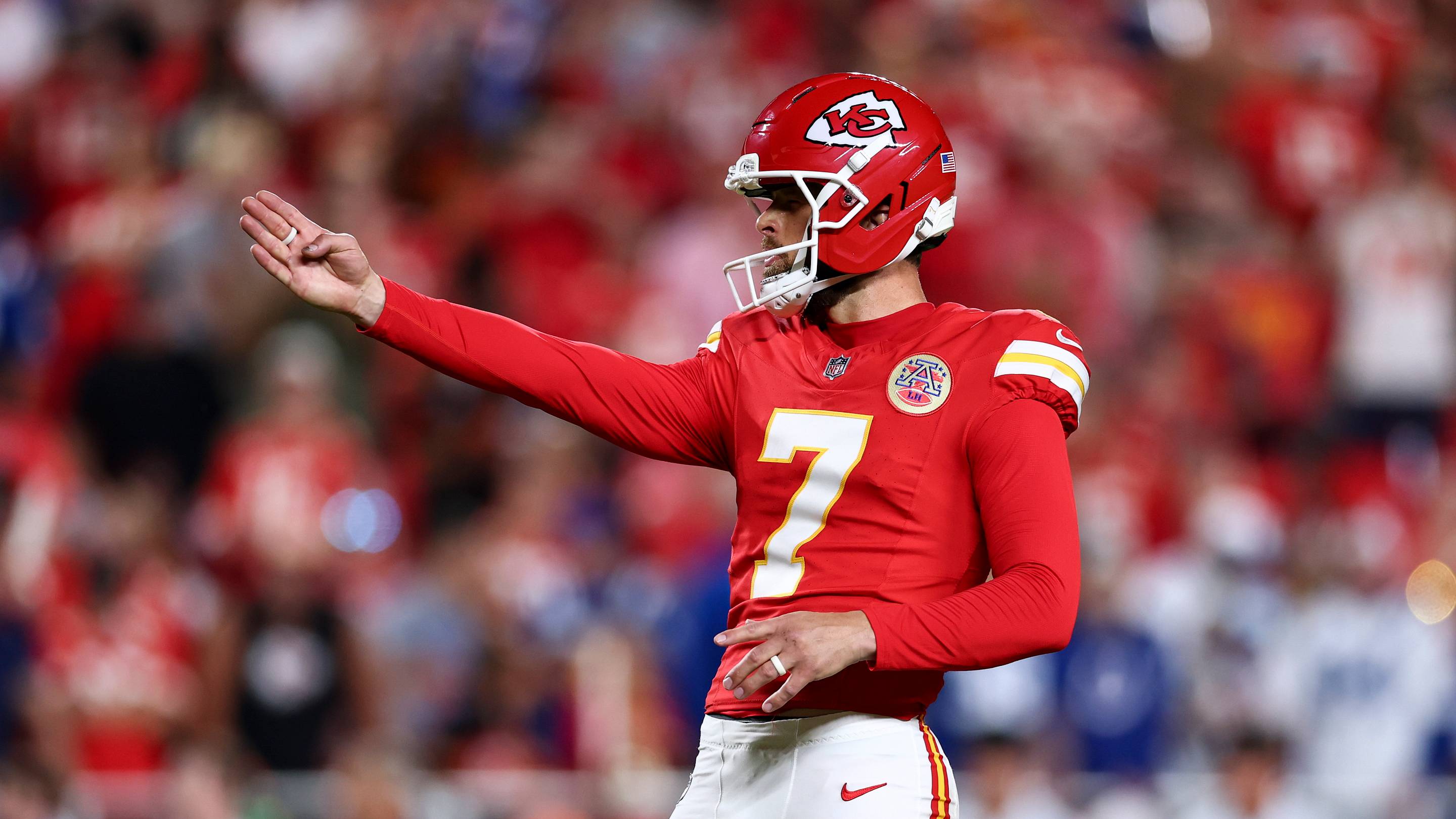 Chris Jones isn’t having any of the Harrison Butker criticism