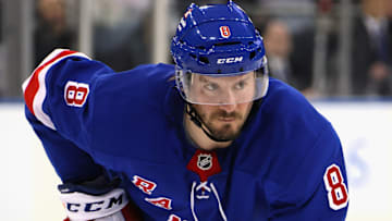 Boston Bruins v New York Rangers