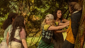 L-R: Silvana Estifanos as Teen Britt, Vanessa Prasad as Teen Gen, Jenna Burgess as Teen Melissa, Anisa Harris as Teen Robin and Steven Krueger as Ben Scott in Yellowjackets, episode 5, season 3, streaming on Paramount+ with SHOWTIME, 2025. Photo Credit: Kailey Schwerman/Paramount+ with SHOWTIME.