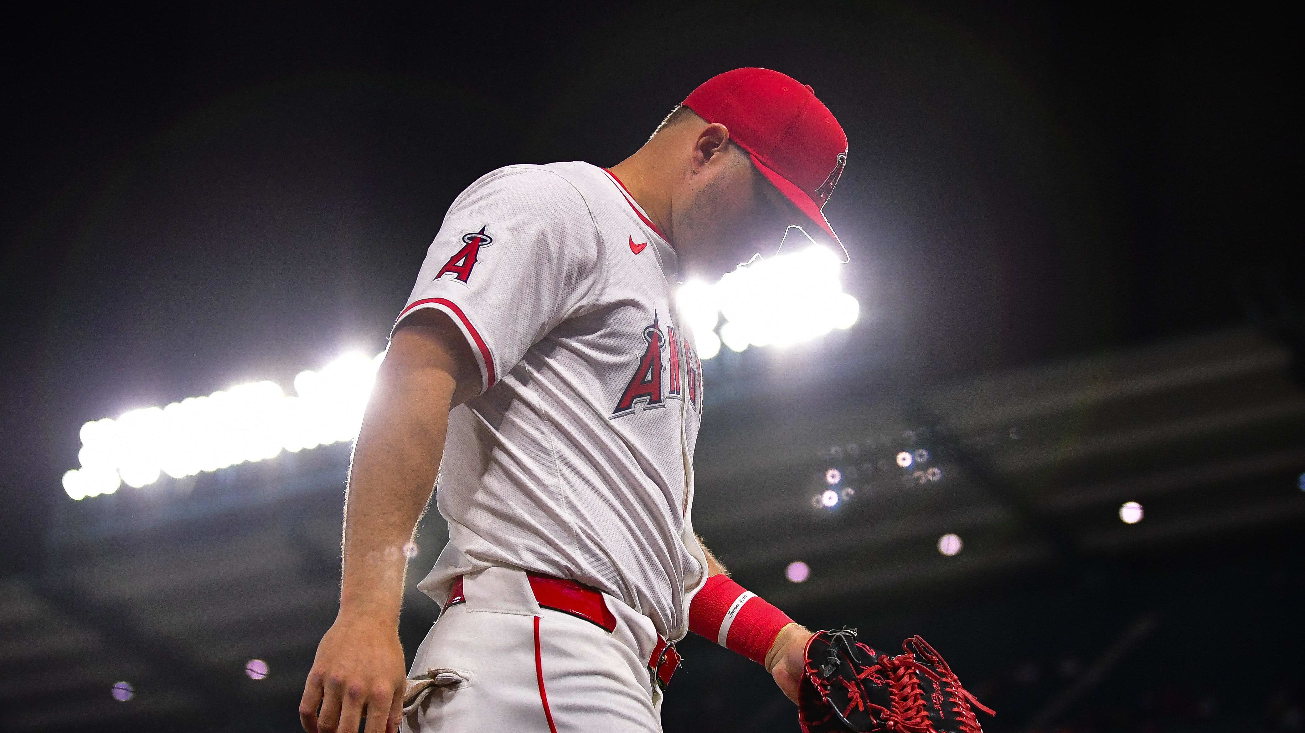 Mike Trout Fights Back Tears When Discussing Knee Injury