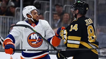 New York Islanders v Boston Bruins
