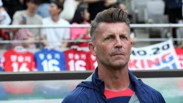 Colin Bell muss bei Südkorea seinen Hut nehmen