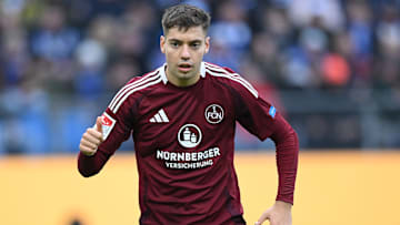 Wechselt Stefanos Tzimas schon im Winter auf die Insel?