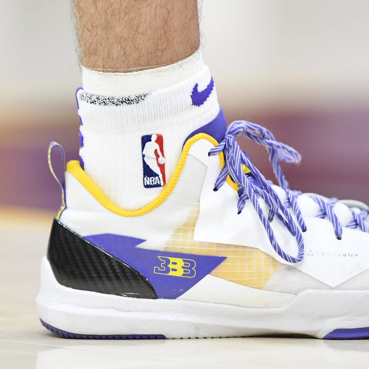 lonzo sneaker deal