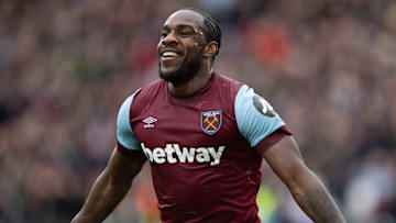 West Ham United v Aston Villa - Premier League