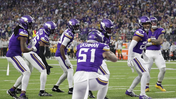 Zac Efron approves of Vikings' HSM-inspired celebration: 'Nailed it!!'