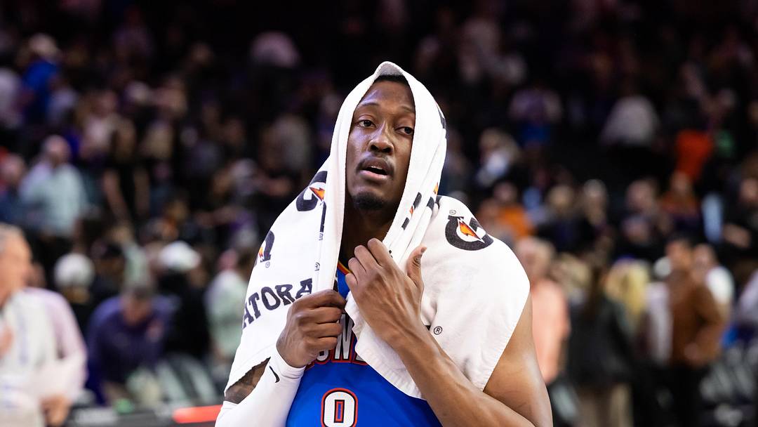 Jan 4, 2026; Phoenix, Arizona, USA; Oklahoma City Thunder guard Jalen Williams (8) reacts against the Phoenix Suns at Mortgage Matchup Center. Mandatory Credit: Mark J. Rebilas-Imagn Images