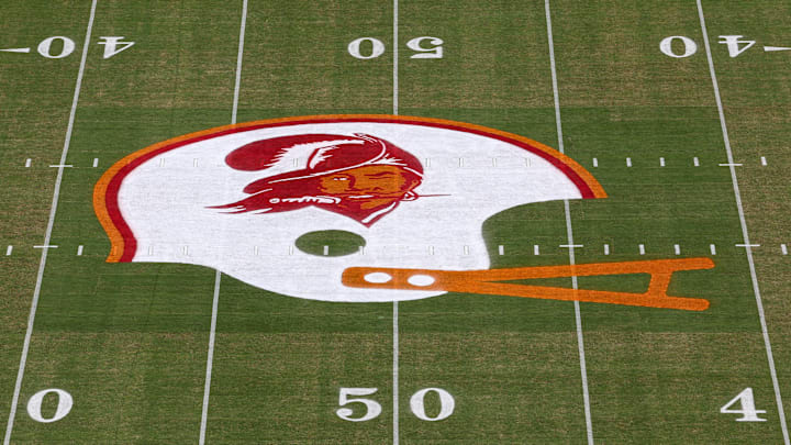 Tampa Bay Buccaneers, Uniforms