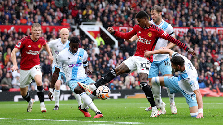 Manchester United v Crystal Palace - Premier League