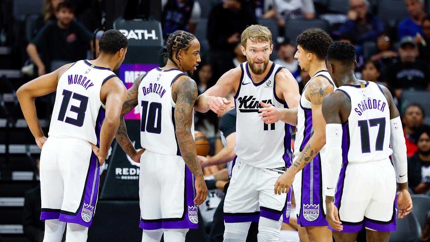 Kings' Domantas Sabonis sidelined week with hamstring strain