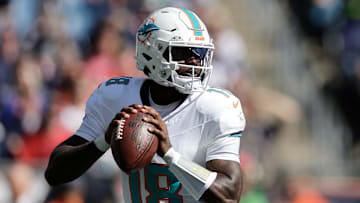 Miami Dolphins v New England Patriots