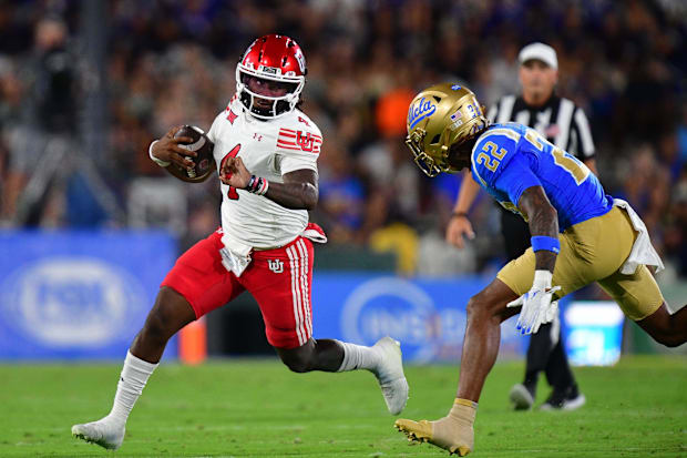 Utah Utes quarterback Devon Dampier 