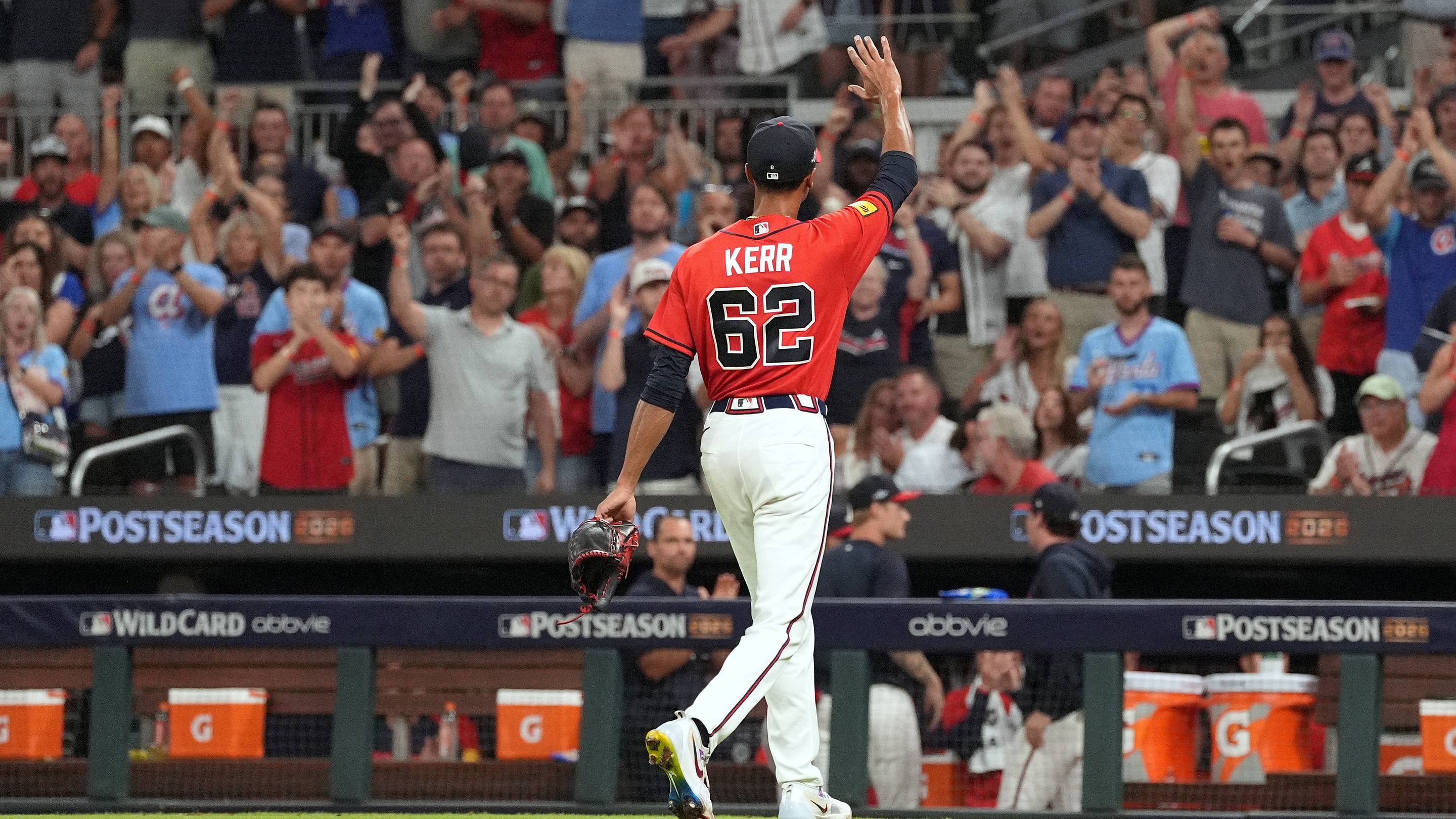 Former Padre Ray Kerr had one of the most heartwarming reactions to an unexpected ovation ever