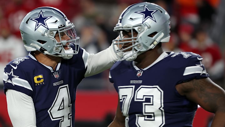 Dallas Cowboys Dak Prescott (4), Tyler Smith (73)