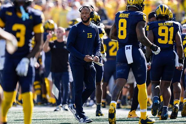 Michigan Football working to flip 4-star CB Chaston Smith from Notre Dame
