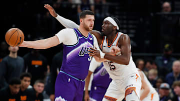 Phoenix Suns v Utah Jazz