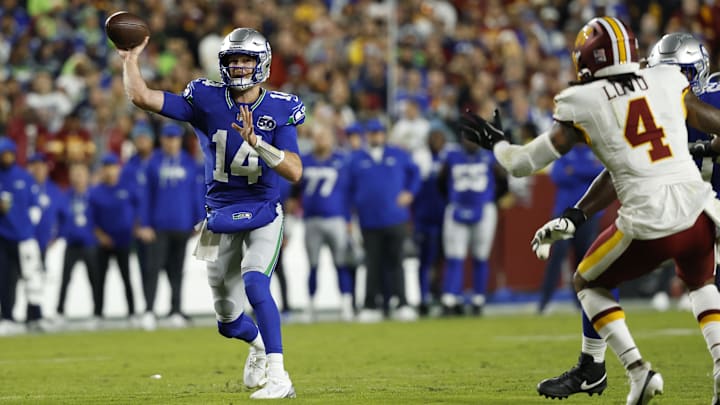 Sam Darnold has the Seahawks rolling and tied for the best record in the NFC. 