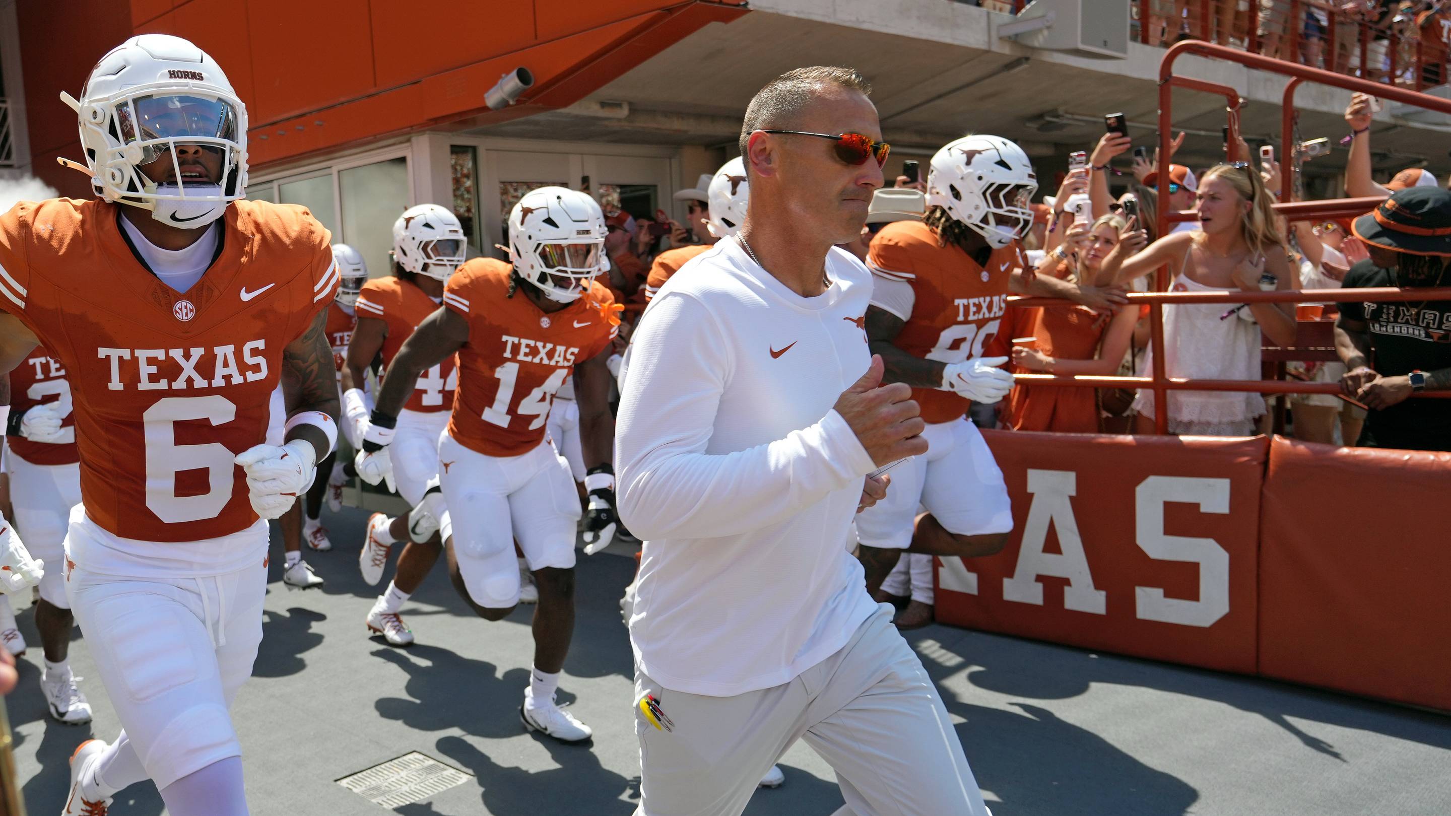 Steve Sarkisian Announces Derrek Cooper Injury Update for Texas Longhorns