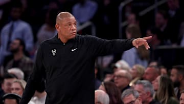 Milwaukee Bucks v New York Knicks