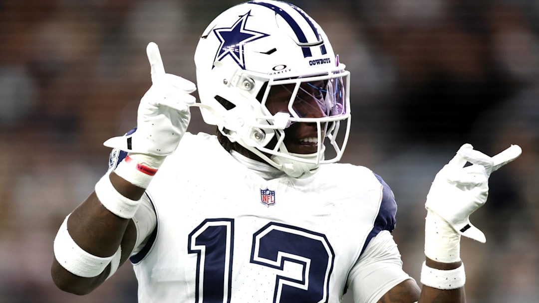 Dallas Cowboys linebacker DeMarvion Overshown 