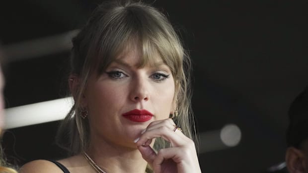 Taylor up close