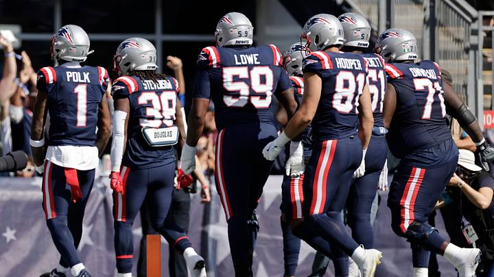 Miami Dolphins v New England Patriots