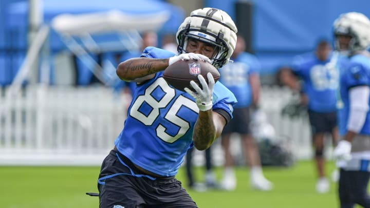 Jul 24, 2024; Charlotte, NC, USA; Carolina Panthers tight end Ja'Tavion Sanders (85) makes a catch at Carolina Panthers Practice Fields. Mandatory Credit: Jim Dedmon-USA TODAY Sports