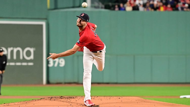 Boston Red Sox starting pitcher Chris Sale (41)