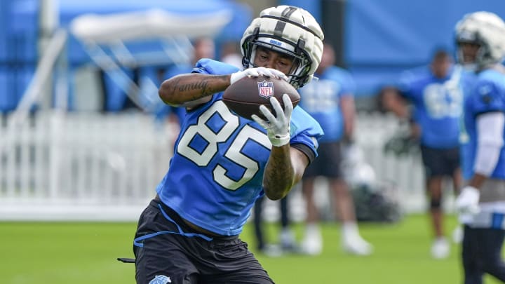 Jul 24, 2024; Charlotte, NC, USA; Carolina Panthers tight end Ja'Tavion Sanders (85) makes a catch at Carolina Panthers Practice Fields. Mandatory Credit: Jim Dedmon-USA TODAY Sports