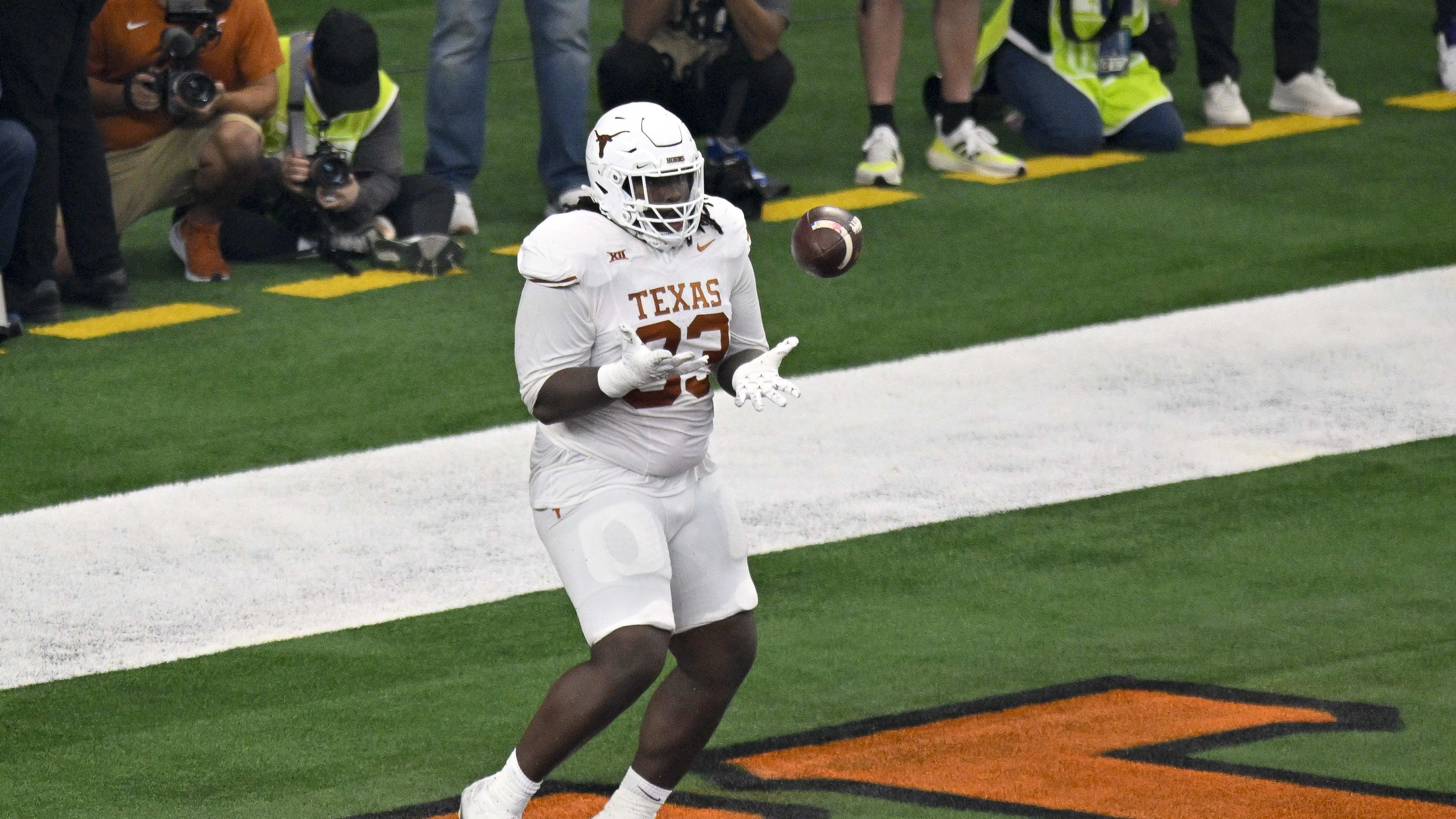 Texas Longhorns DT T’Vondre Sweat Selected No. 38 Overall in NFL Draft