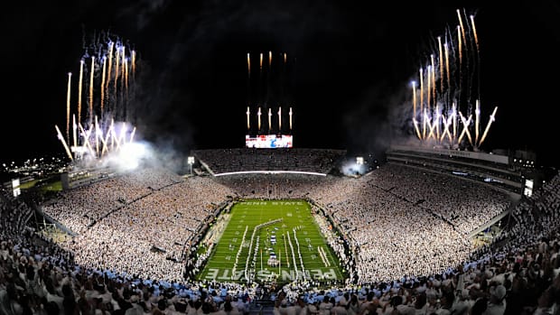 EA Sports rankings for college football's 10 best stadiums
