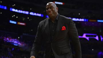 Magic Johnson Celebrates Samuel L. Jackson's Anniversary
