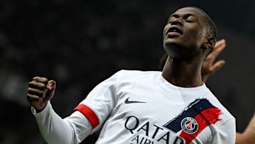 Le Paris Saint-Germain conserve la première place en Ligue 1.