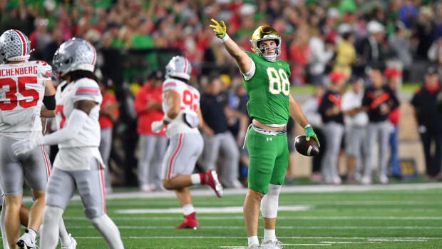 Notre Dame tight end Mitchell Evans celebrates after a big catch against Ohio State in 2023