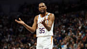 Durant promedia 27.2 puntos en su carrera en la NBA 