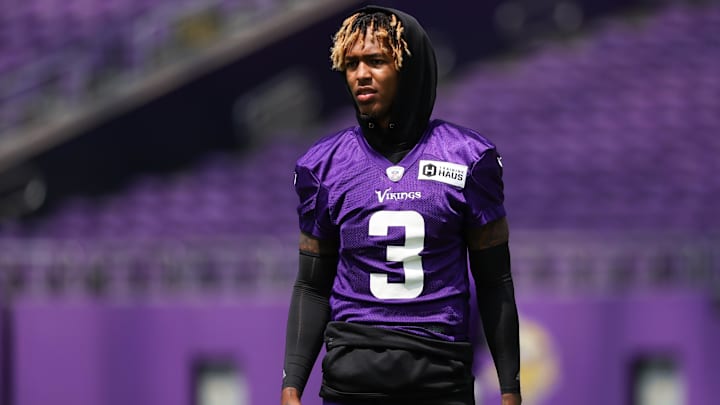 Jul 29, 2022; Minneapolis, MN, USA; Minnesota Vikings cornerback Cameron Dantzler (3) looks on during training camp at US Bank Stadium. Mandatory Credit: Matt Krohn-Imagn Images Jul 29, 2022; Minneapolis, MN, USA; Minnesota Vikings cornerback Cameron Dantzler (3) looks on during training camp at US Bank Stadium. Mandatory Credit: Matt Krohn-Imagn Images
