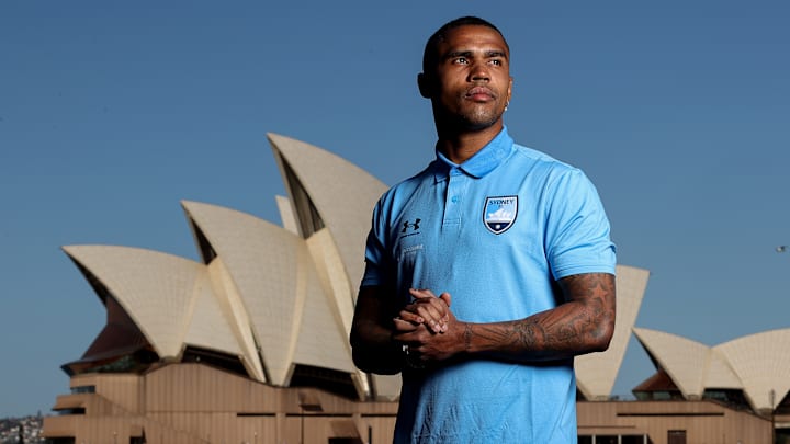 Douglas Costa - Sydney FC 