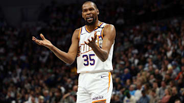 Phoenix Suns v Minnesota Timberwolves
