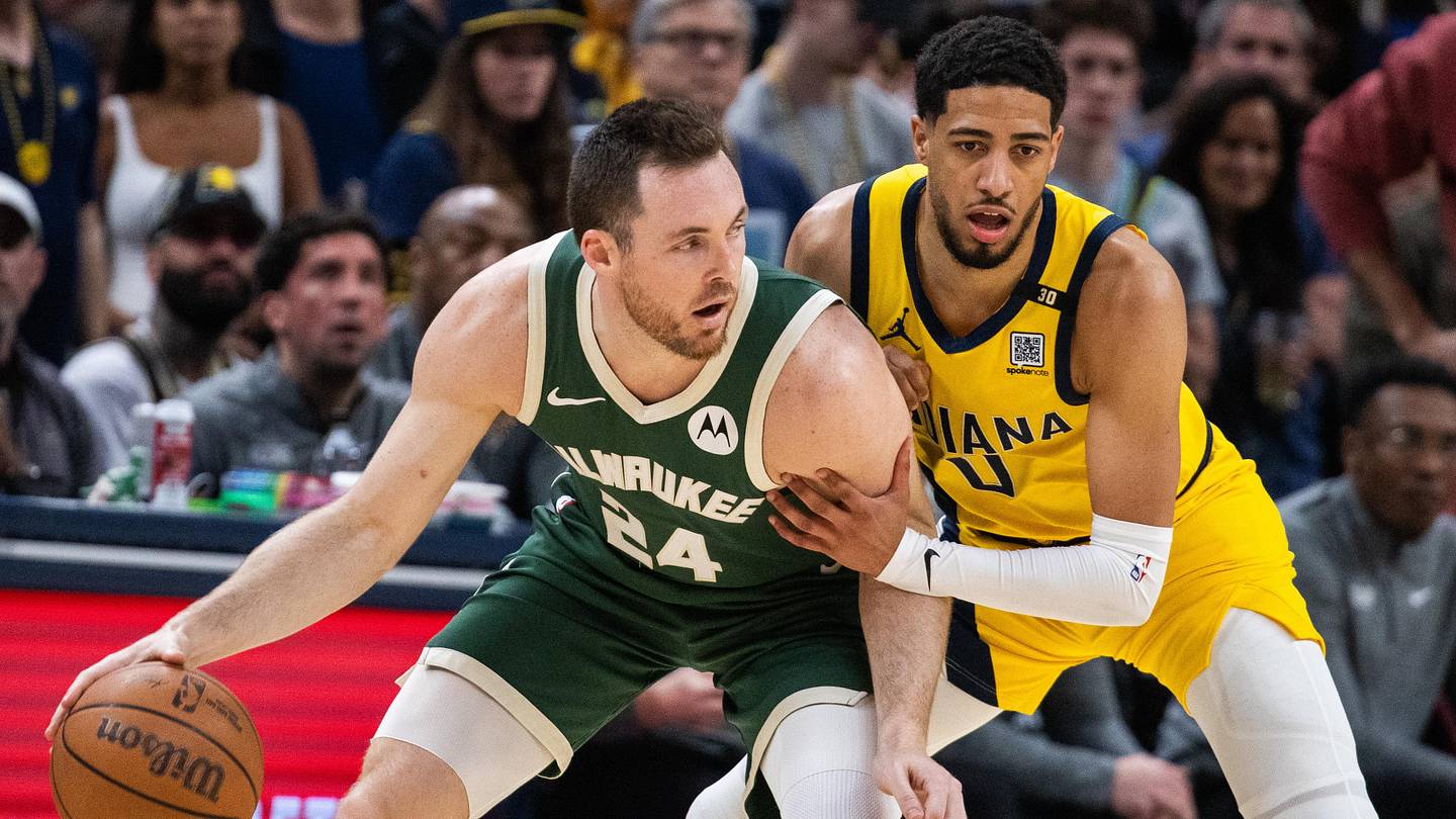 Stunning Hornets' Pat Connaughton: Probable For Wednesday View Illustration Stunning Hornets' Pat Connaughton: Probable For Wednesday View Illustration