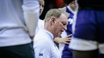 Mar 11, 2024; Kansas City, MO, USA; Kansas State Wildcats coach Jeff Mittie during a timeout in the first half against the Texas Longhorns at T-Mobile Center. Mandatory Credit: William Purnell-Imagn Images