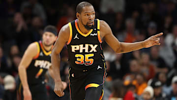 Washington Wizards v Phoenix Suns