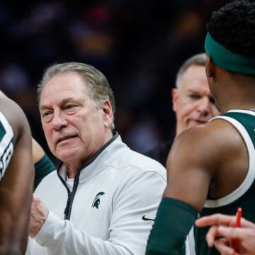 Michigan State head coach Tom Izzo talks to players at a timeout against Purdue during the second half of quarterfinal of Big Ten tournament at Target Center in Minneapolis, Minn. on Friday, March 15, 2024.