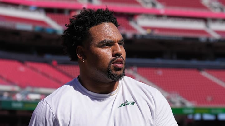 Jets guard Alijah Vera-Tucker will undergo season-ending surgery on his torn triceps. Jets guard Alijah Vera-Tucker will undergo season-ending surgery on his torn triceps.