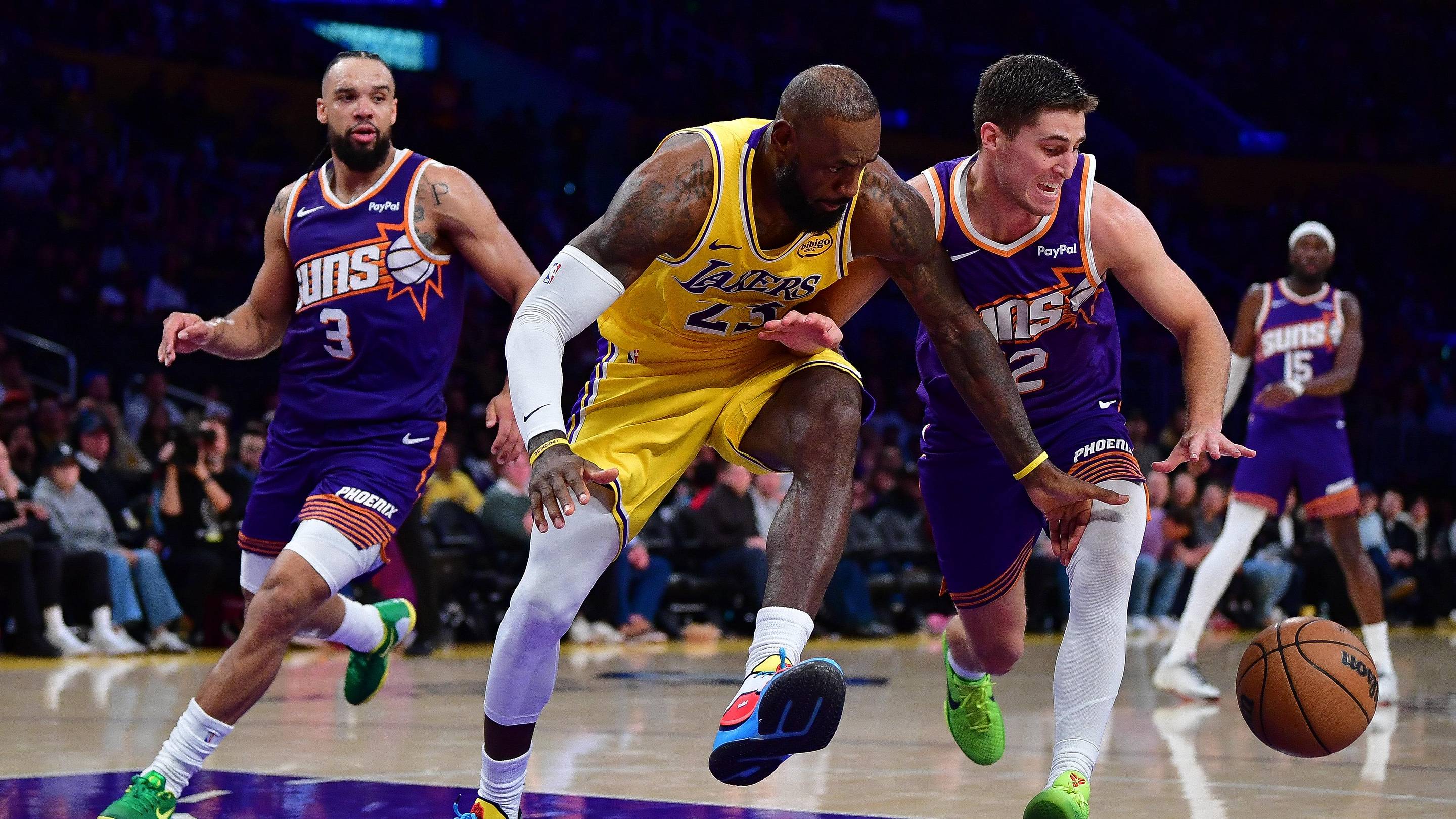 Suns' Win Over Lakers Shows What They're All About