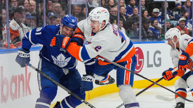 New York Islanders v Toronto Maple Leafs