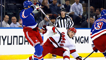 Carolina Hurricanes v New York Rangers
