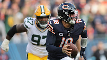 Green Bay Packers v Chicago Bears