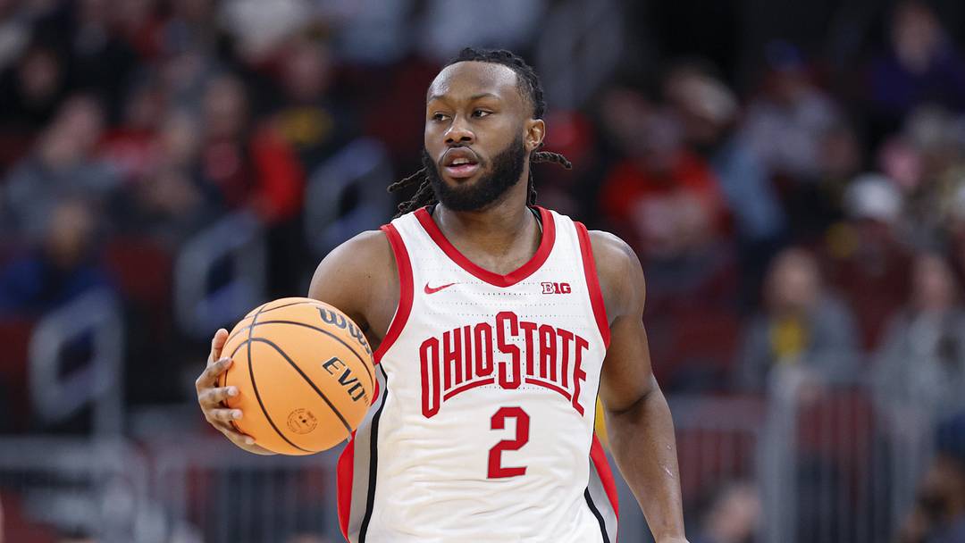 Mar 12, 2026; Chicago, IL, USA; Ohio State Buckeyes guard Bruce Thornton (2) brings the ball up court against the Iowa Hawkeyes during the second half at United Center. Mandatory Credit: Kamil Krzaczynski-Imagn Images