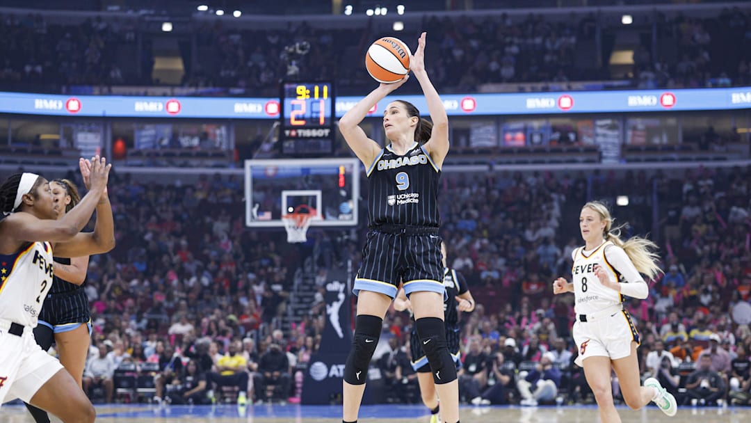 Chicago Sky guard Rebecca Allen shoots against the Indiana Fever during the second half at United Center. Chicago Sky guard Rebecca Allen shoots against the Indiana Fever during the second half at United Center.