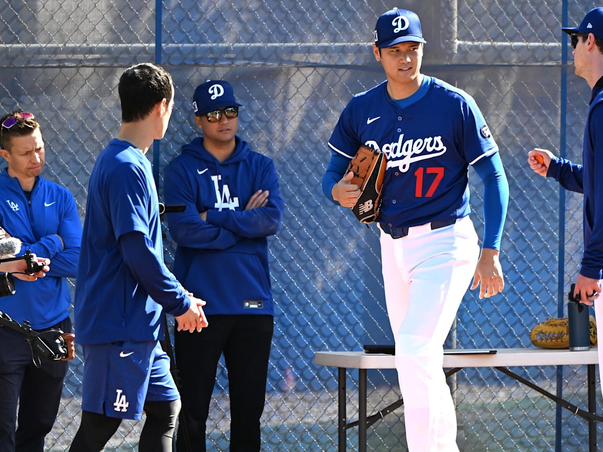 Shoheiくん！ New Balance Drops Shohei Ohtani Shoes & Slides in Dodgers Colors